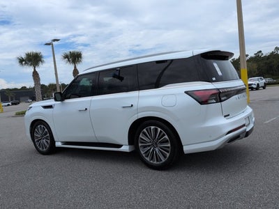 2026 INFINITI QX80 LUXE
