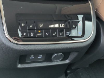 2026 INFINITI QX80 LUXE