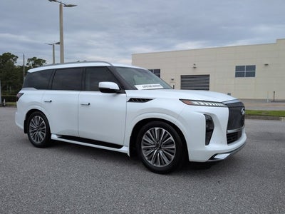 2026 INFINITI QX80 LUXE