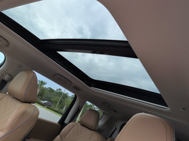 2026 INFINITI QX80 LUXE
