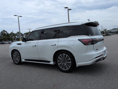 2026 INFINITI QX80 LUXE