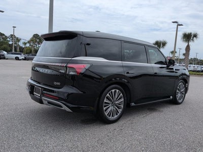 2026 INFINITI QX80 LUXE