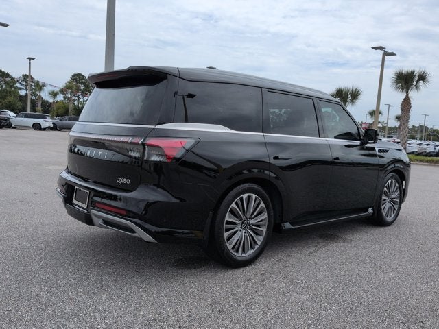 2026 INFINITI QX80 LUXE