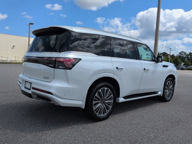 2026 INFINITI QX80 LUXE