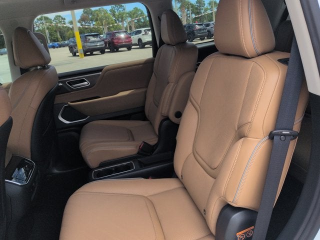 2026 INFINITI QX80 LUXE