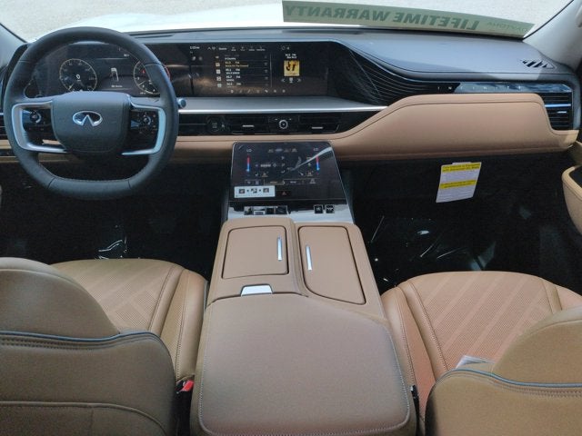 2026 INFINITI QX80 LUXE