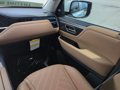 2026 INFINITI QX80 LUXE