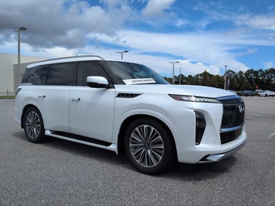 2026 INFINITI QX80 LUXE