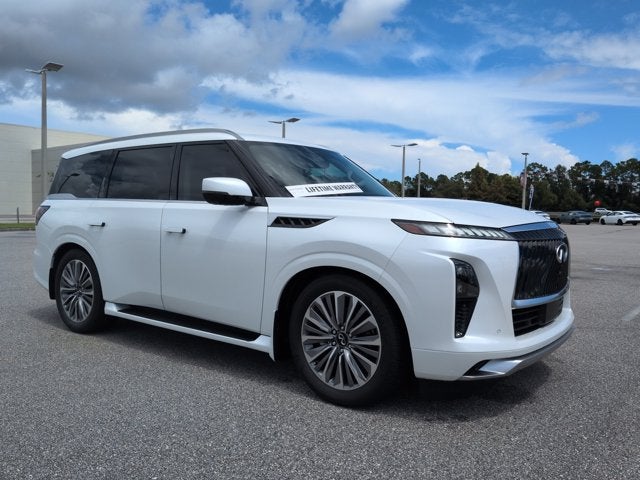 2026 INFINITI QX80 LUXE