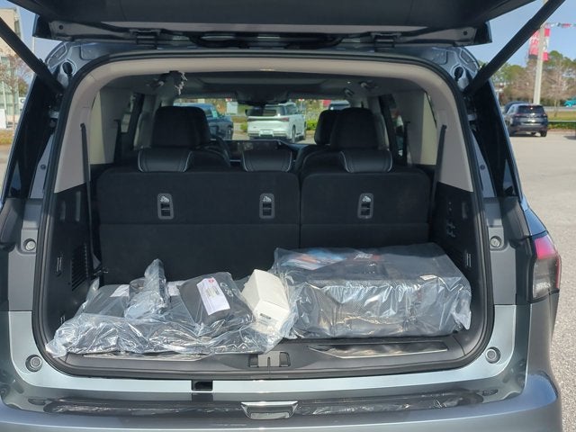 2026 INFINITI QX80 LUXE