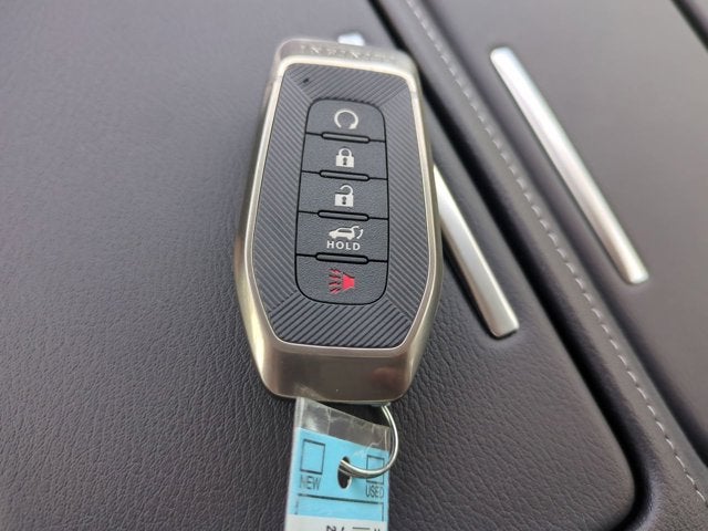 2026 INFINITI QX80 LUXE