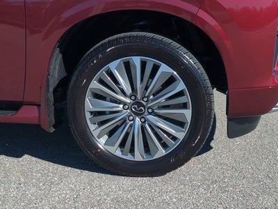 2026 INFINITI QX80 LUXE