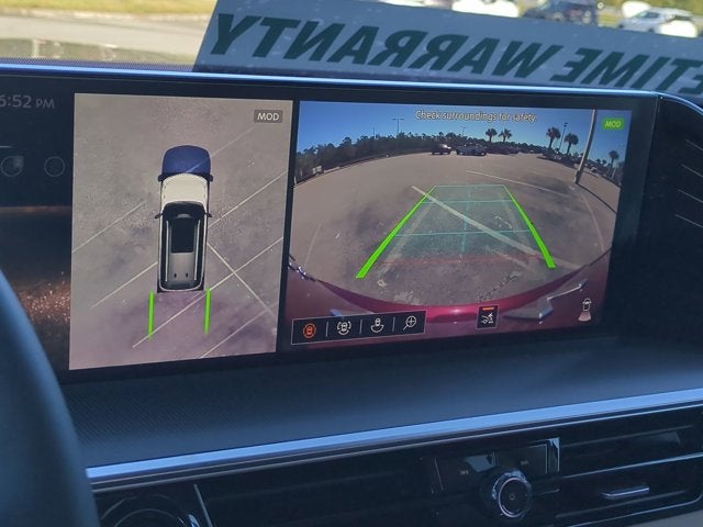 2026 INFINITI QX80 LUXE