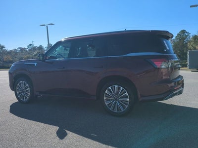 2026 INFINITI QX80 LUXE