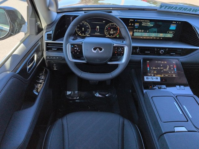 2026 INFINITI QX80 LUXE