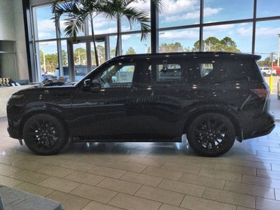 2026 INFINITI QX80 LUXE