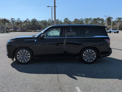 2026 INFINITI QX80 LUXE