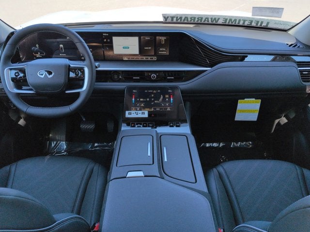 2026 INFINITI QX80 LUXE