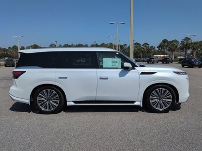 2026 INFINITI QX80 LUXE