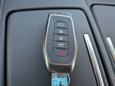 2026 INFINITI QX80 LUXE