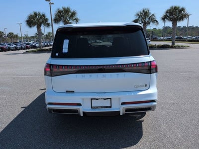 2026 INFINITI QX80 LUXE