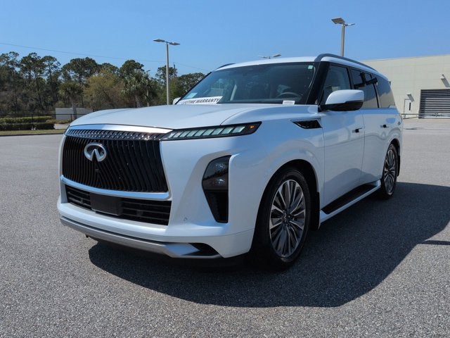 2026 INFINITI QX80 LUXE