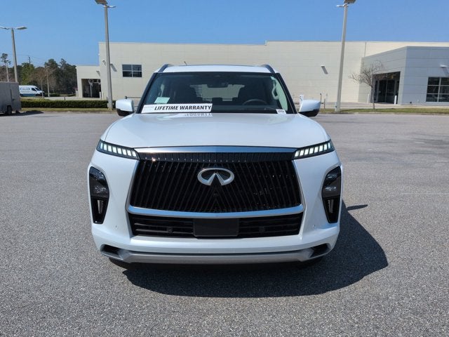 2026 INFINITI QX80 LUXE
