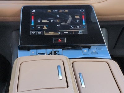 2027 INFINITI QX80 LUXE