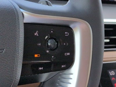 2027 INFINITI QX80 LUXE