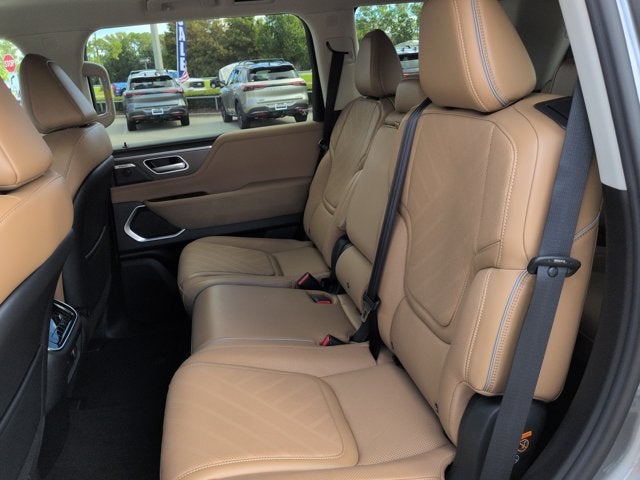 2027 INFINITI QX80 LUXE