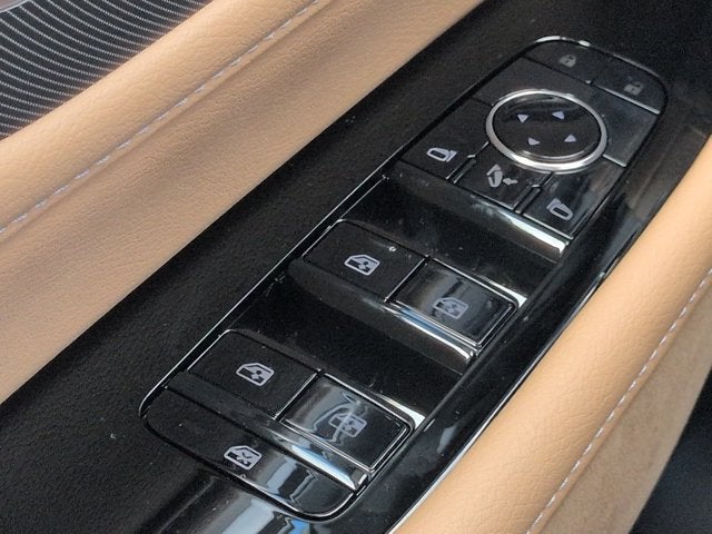 2027 INFINITI QX80 LUXE