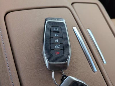 2027 INFINITI QX80 LUXE
