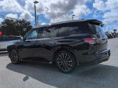2027 INFINITI QX80 AUTOGRAPH