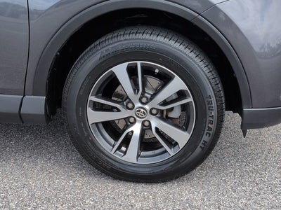 2017 Toyota RAV4 XLE