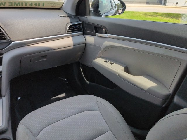2019 Hyundai Elantra SE