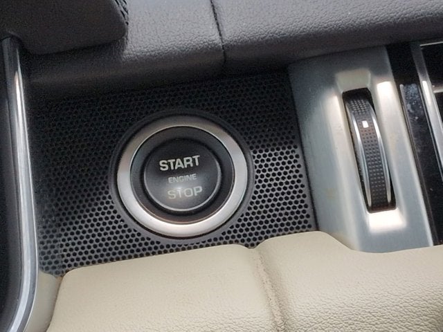 2020 Land Rover Range Rover Base