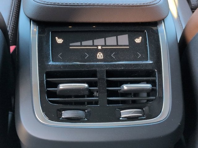 2022 Volvo XC90 T6 Inscription