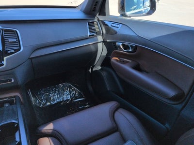 2022 Volvo XC90 T6 Inscription