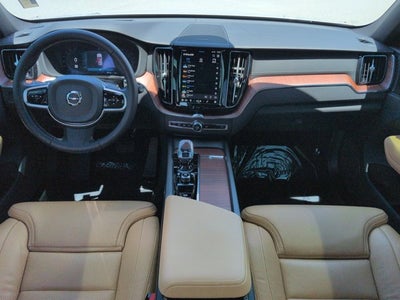 2025 Volvo XC60 B5 Ultra
