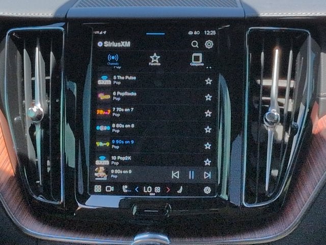 2025 Volvo XC60 B5 Ultra