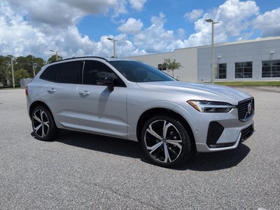 2025 Volvo XC60 B5 Ultra