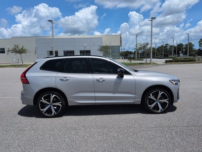 2025 Volvo XC60 B5 Ultra