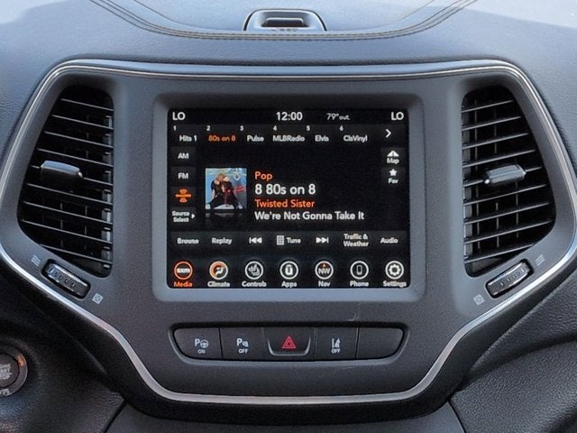 2023 Jeep Cherokee Altitude Lux