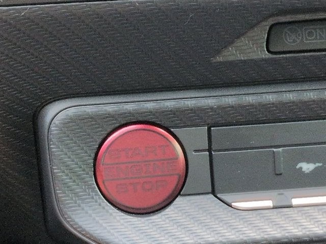2025 Ford Mustang Dark Horse