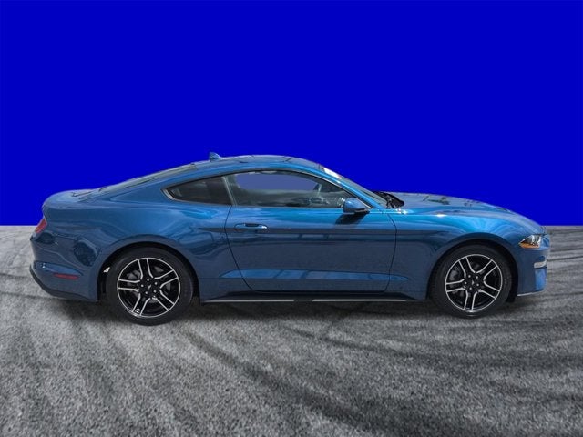 2022 Ford Mustang EcoBoost