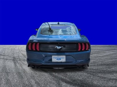 2022 Ford Mustang EcoBoost