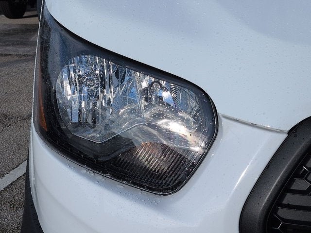 2026 Ford Transit Passenger Wagon XL