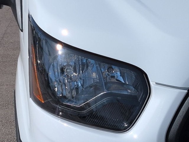 2026 Ford Transit Passenger Wagon XL