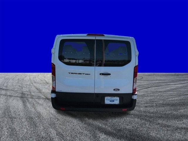2026 Ford Transit Passenger Wagon XL