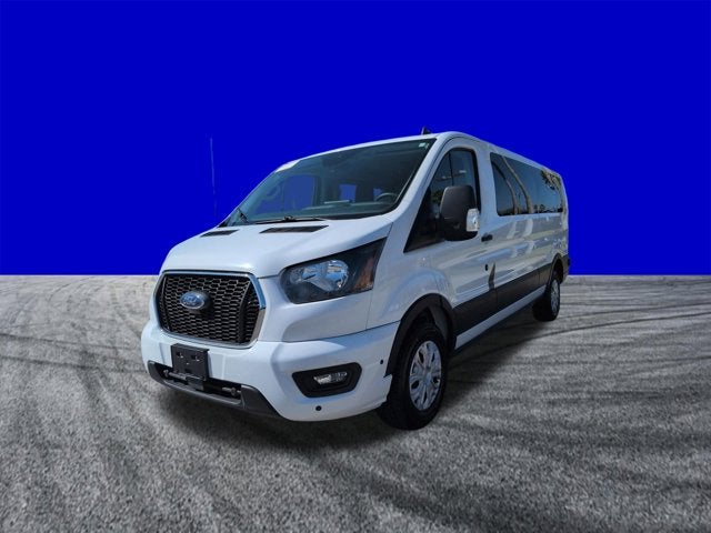2024 Ford Transit Passenger Wagon XLT